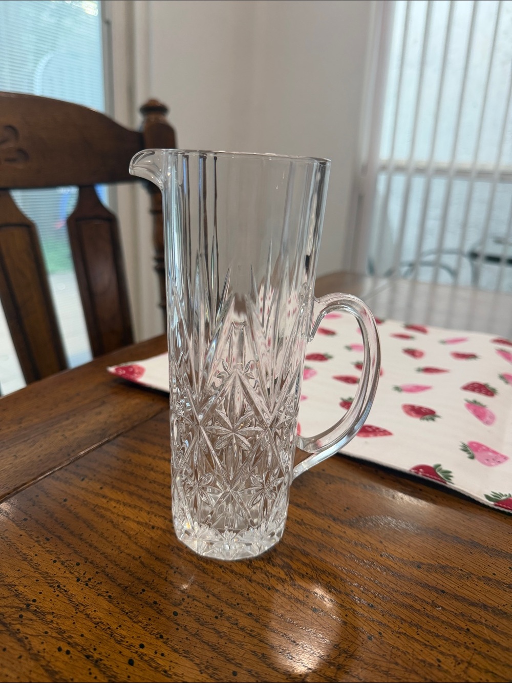 Clear Crystal-Effect Glass Pitcher with Handle